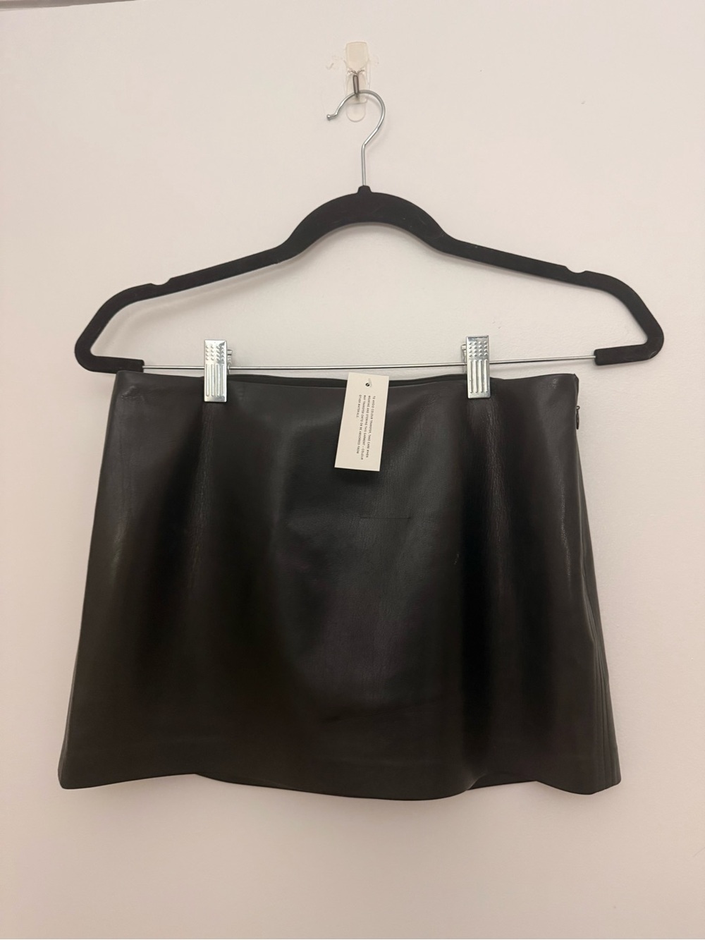 NWT Aritzia TEN Deity Skort Black Size 4 Vegan Leather